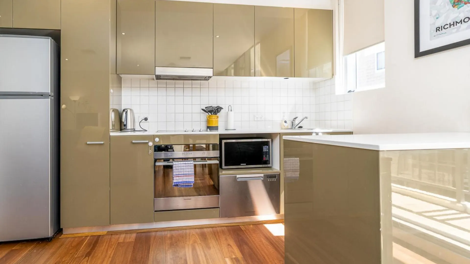 Modern Two-Story City Pad With Pool, Gym & Sauna Canberra Apartment