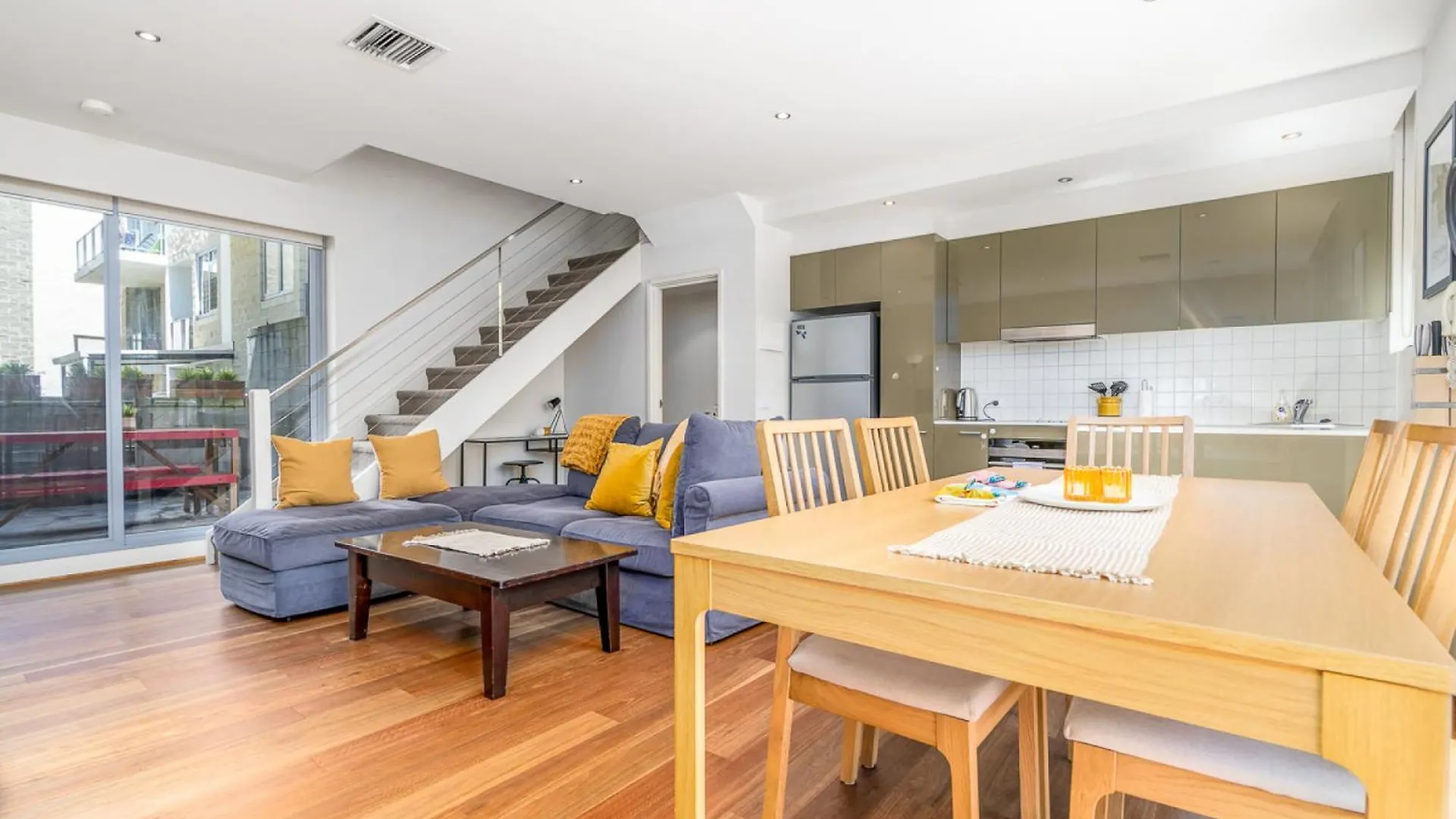 Modern Two-Story City Pad With Pool, Gym & Sauna Canberra